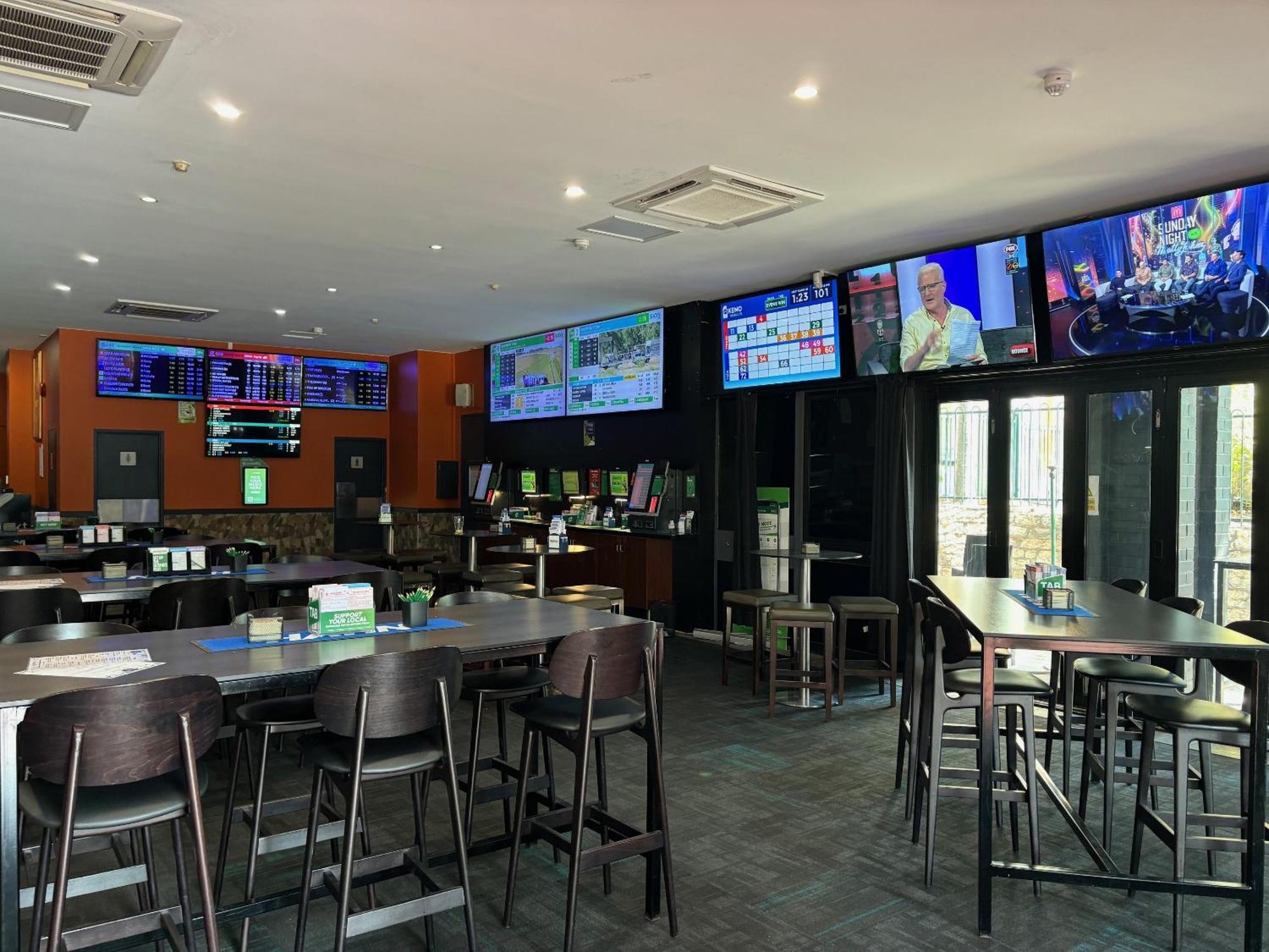 Frontier Hotel Darwin Exterior photo
